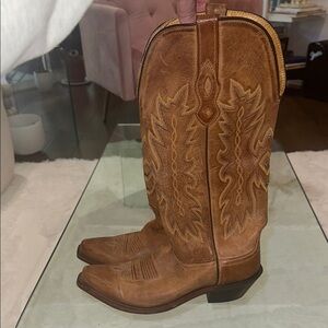 Tony Lama Brown Heeled Boots